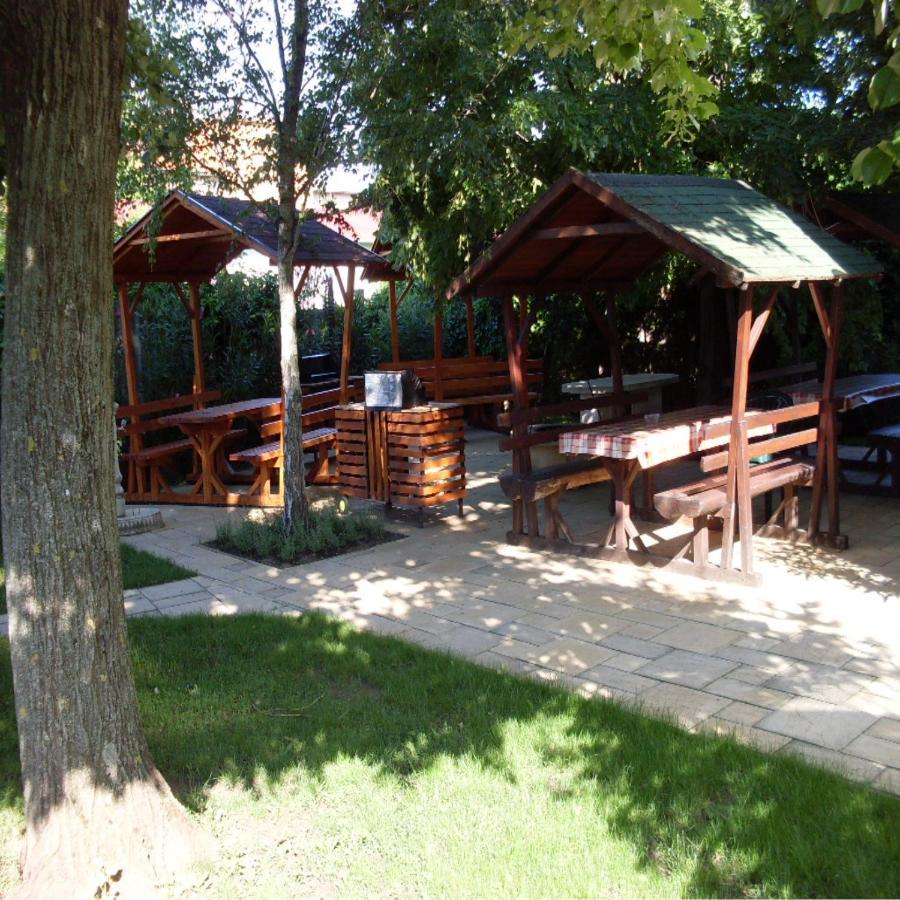 Pegazus Vendégház Hotel Hajdúszoboszló Exterior foto